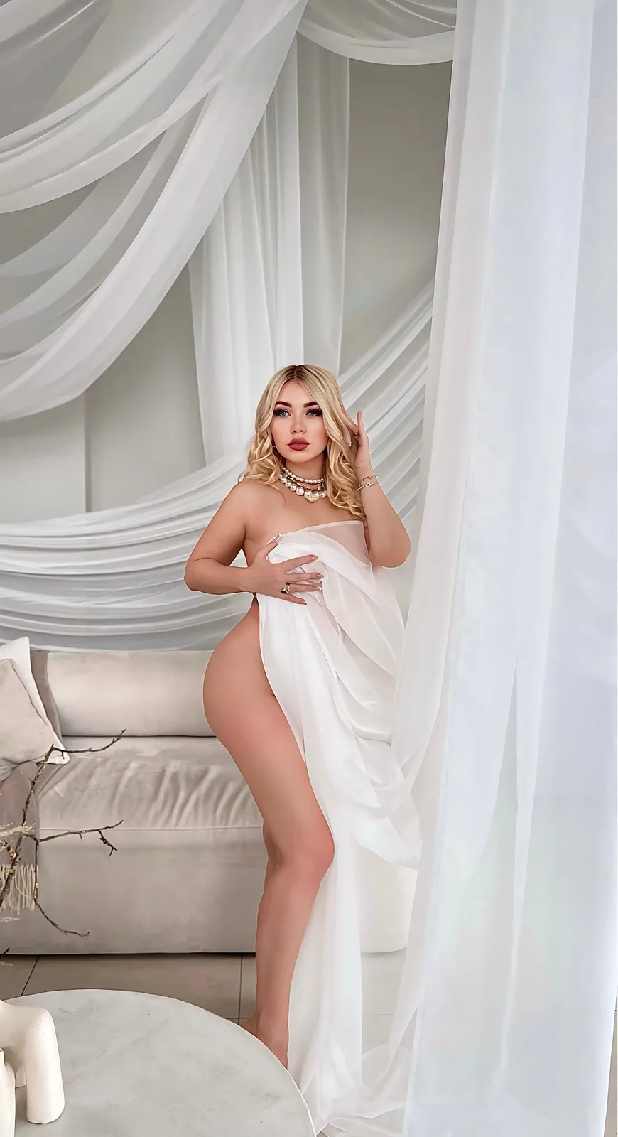 Alena 7