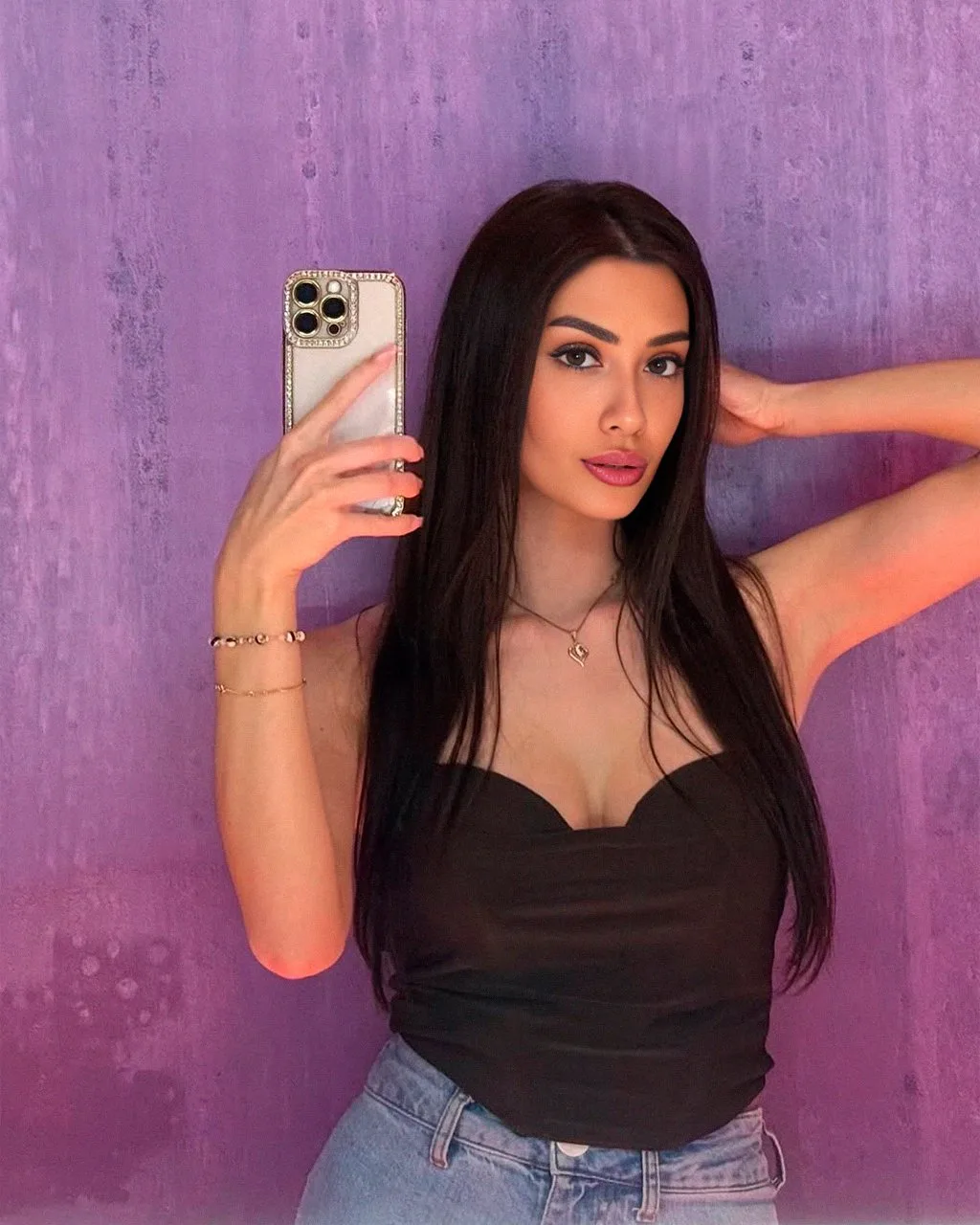 Chloe 2