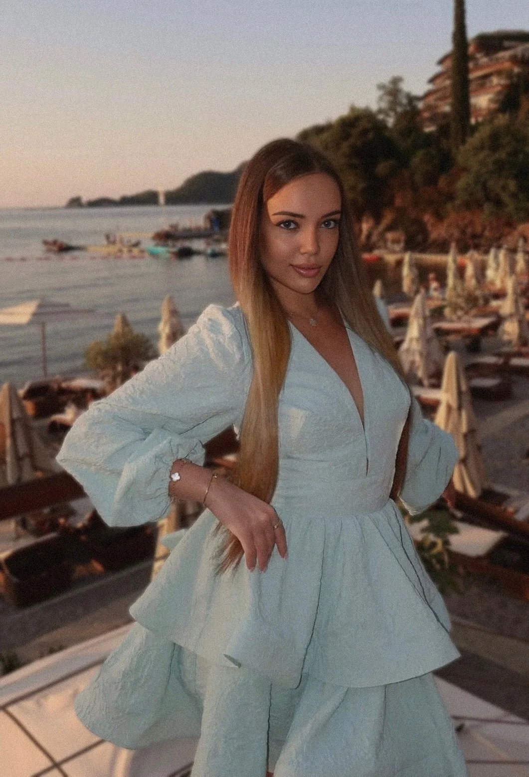 Cleo 2