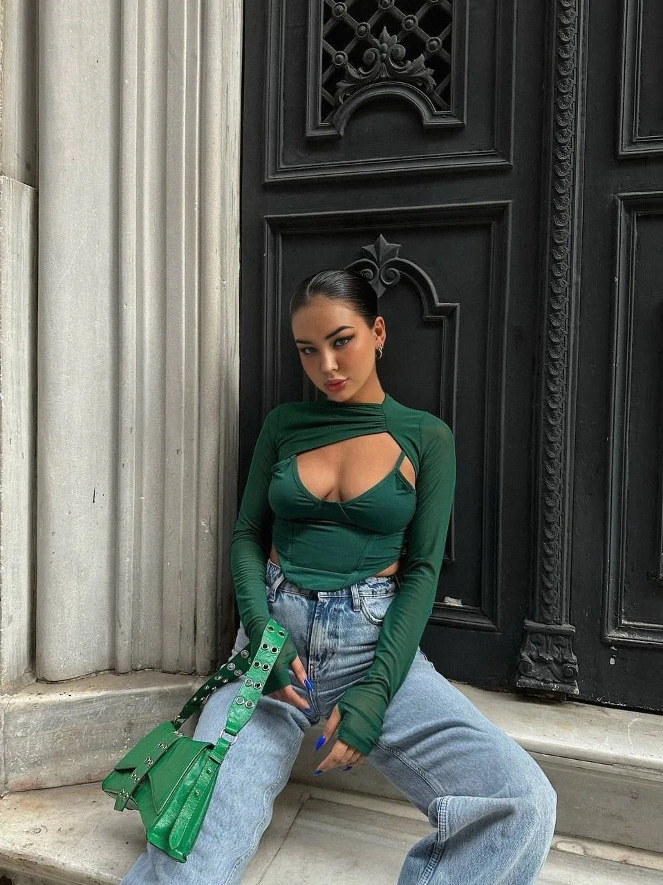 Elara 2