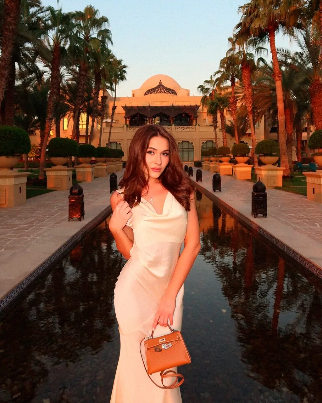 Everly 3