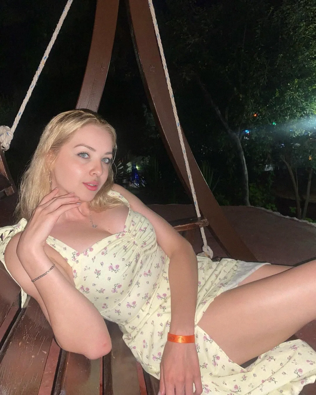 Helena 4