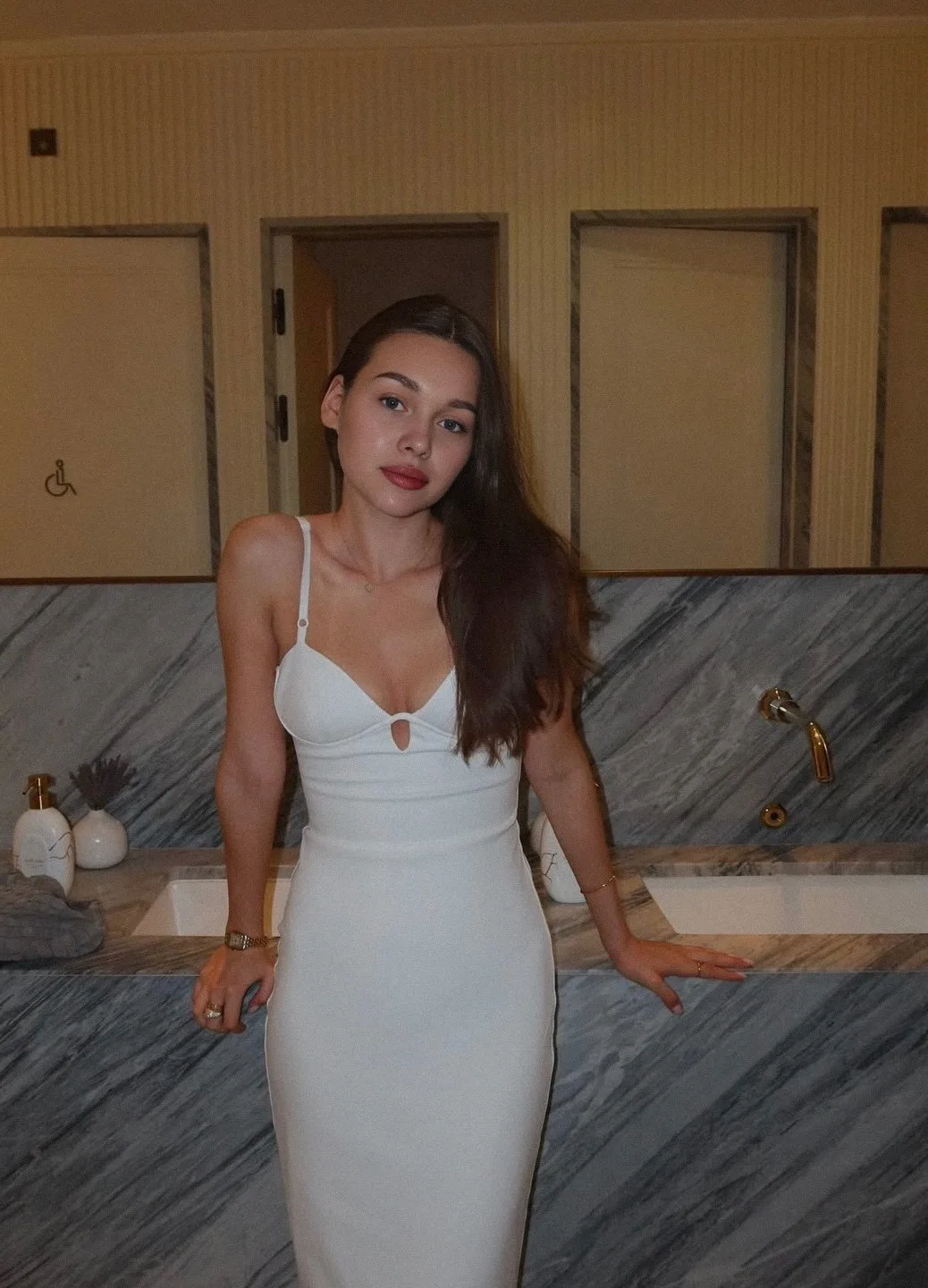 Leila 5