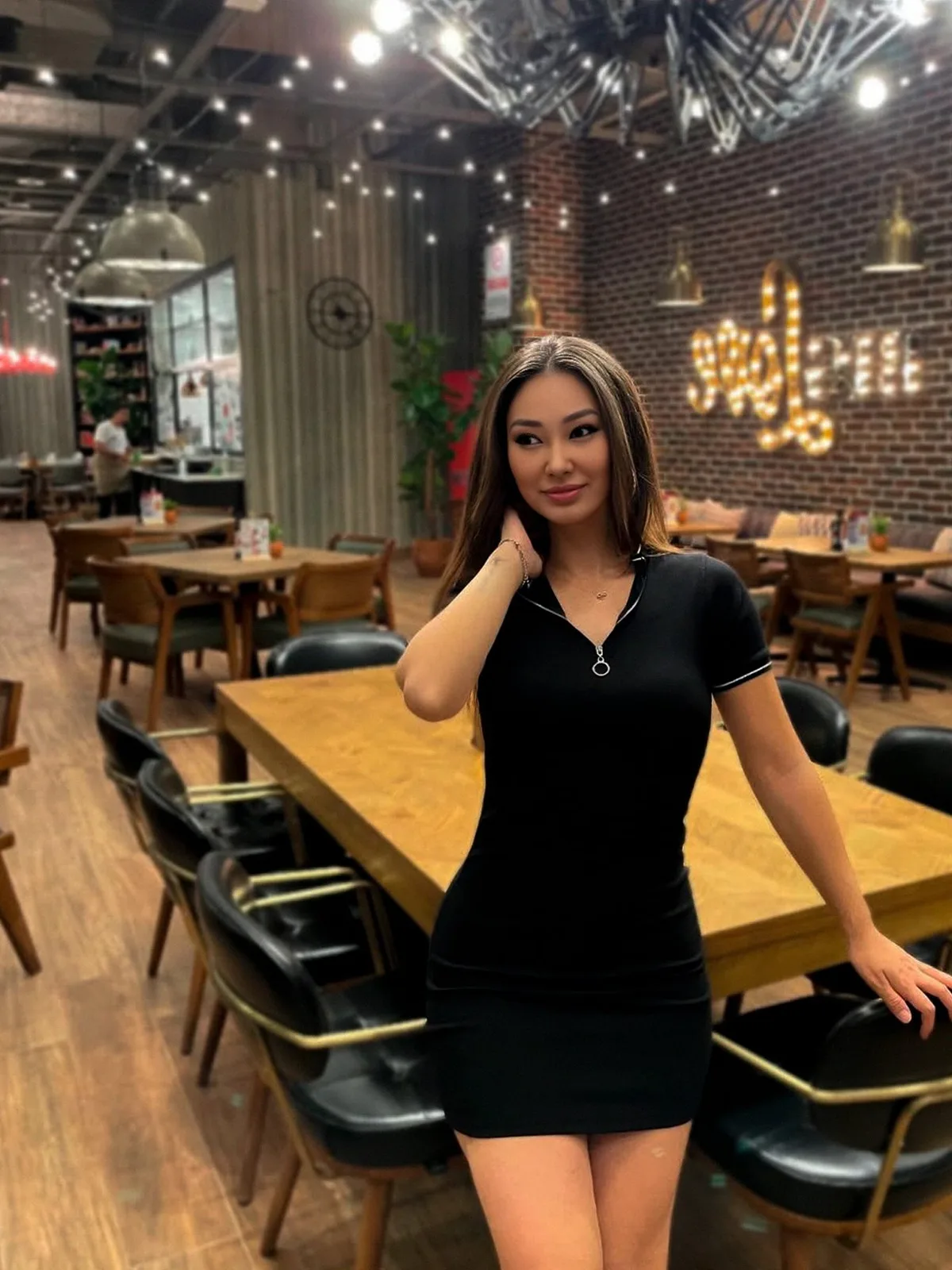 Nadira 4