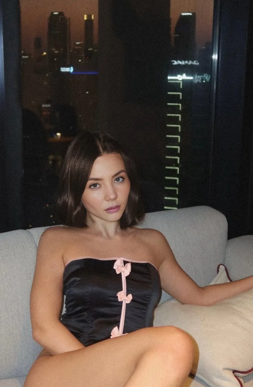 Nyla 2