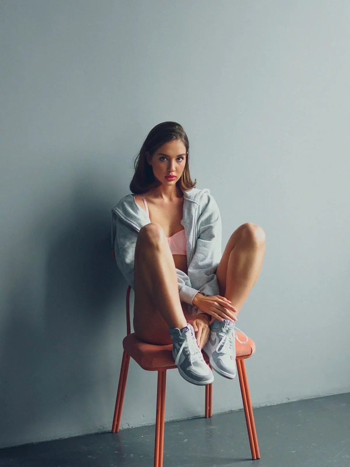 Nyla 6