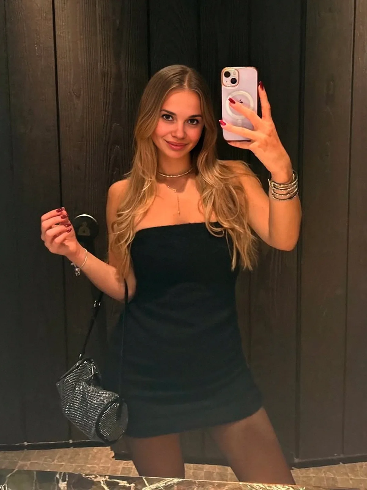 Samira 4