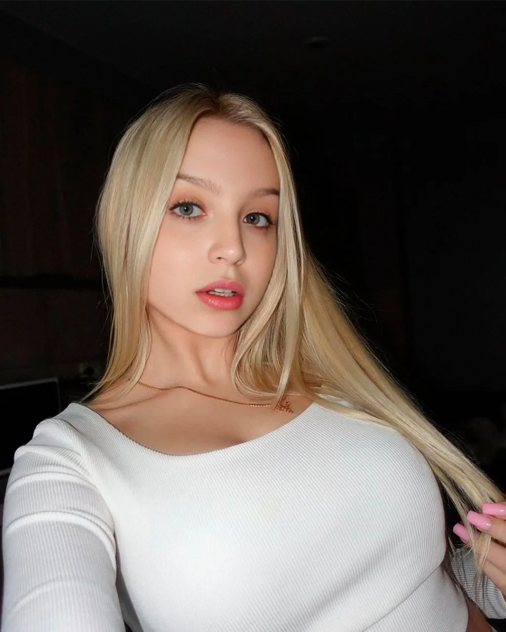 Velvet 2
