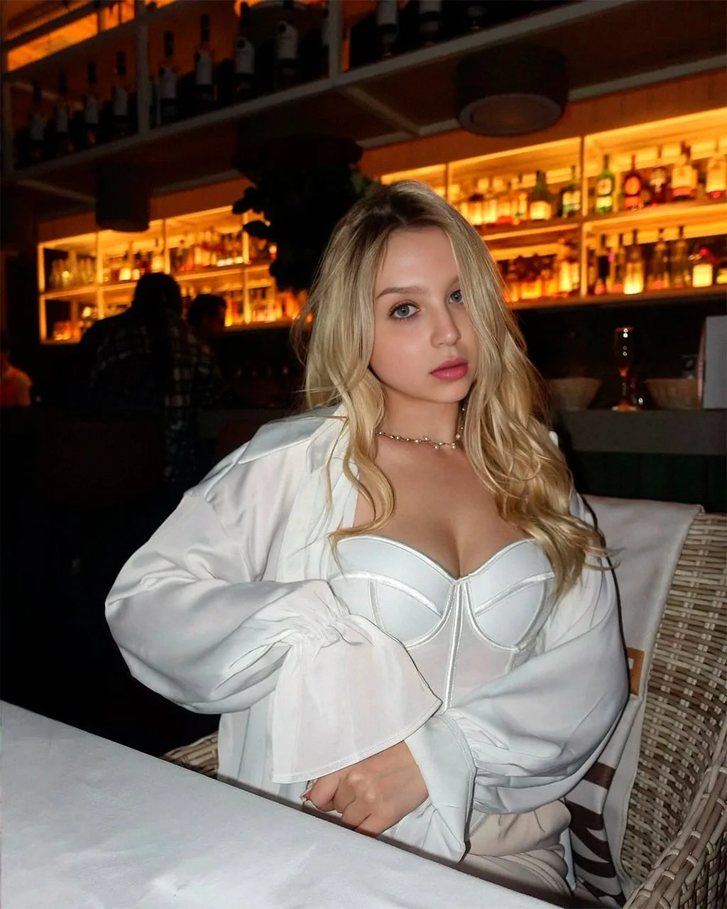 Velvet 4
