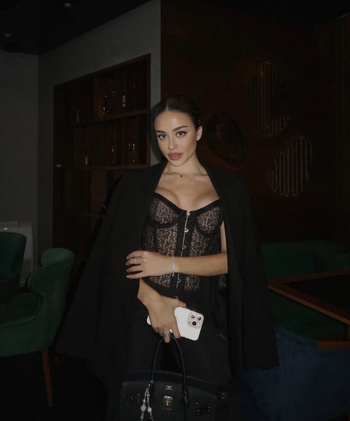 Ziva 4